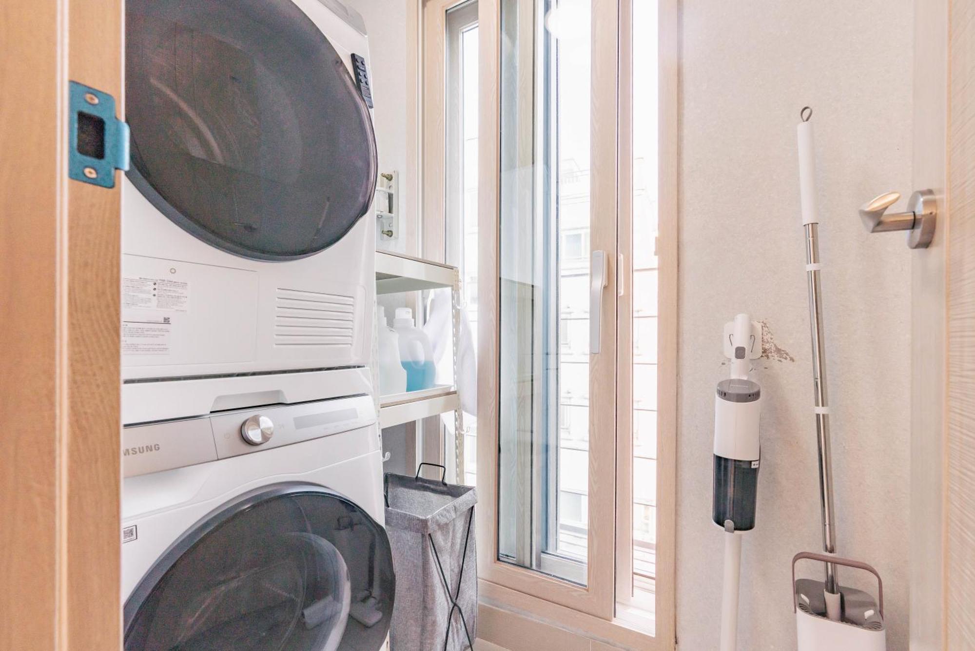 Stayseeu - Botanic Park, Airport - Foreigners Only Apartment *